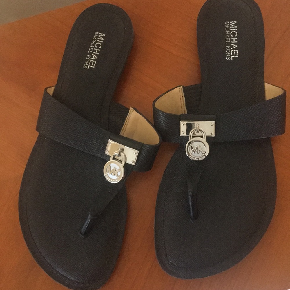 Michael Kors Hamilton black flat sandal